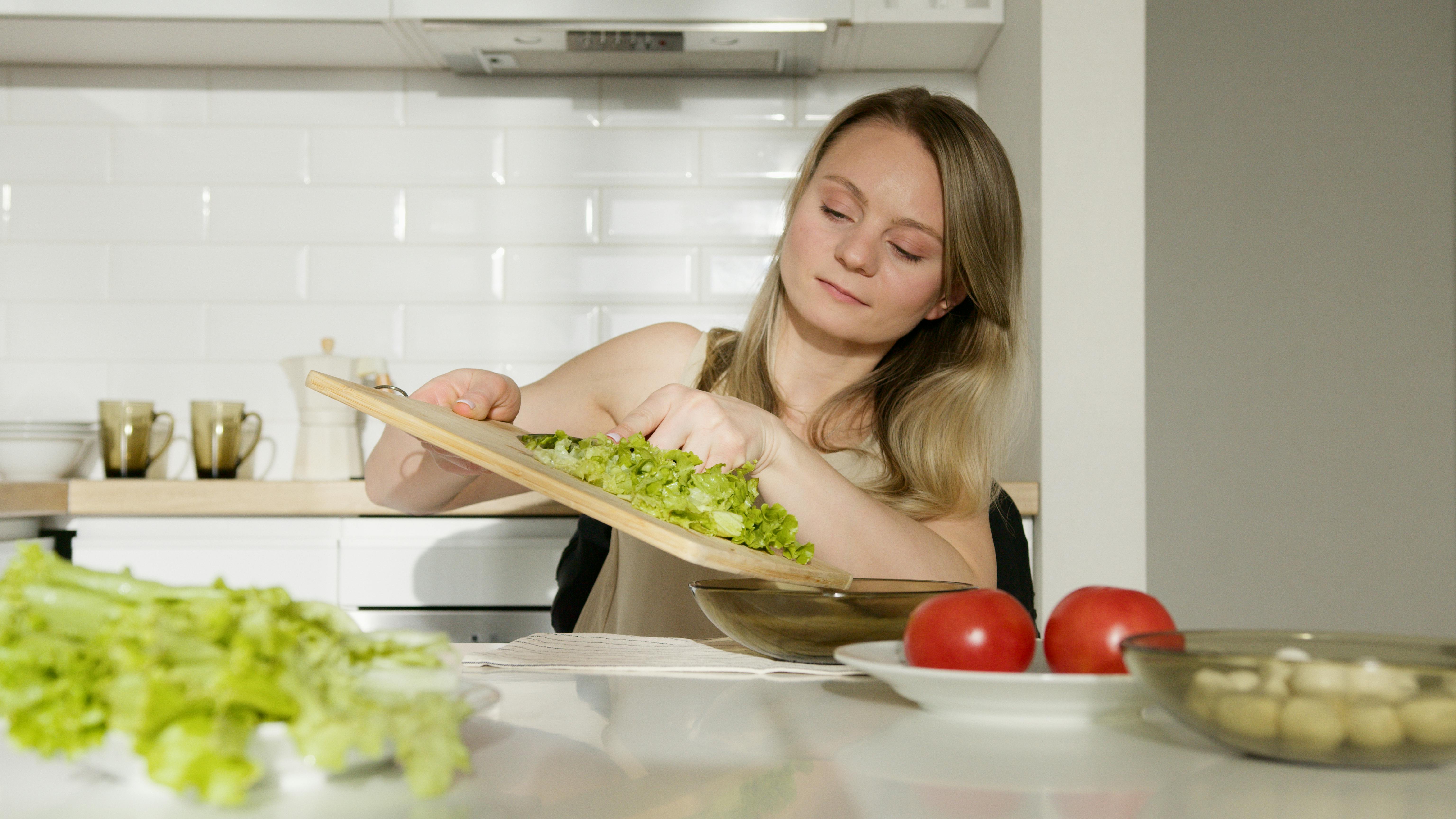 Enjoy Nutritious Meals And Stay Active On A Budget