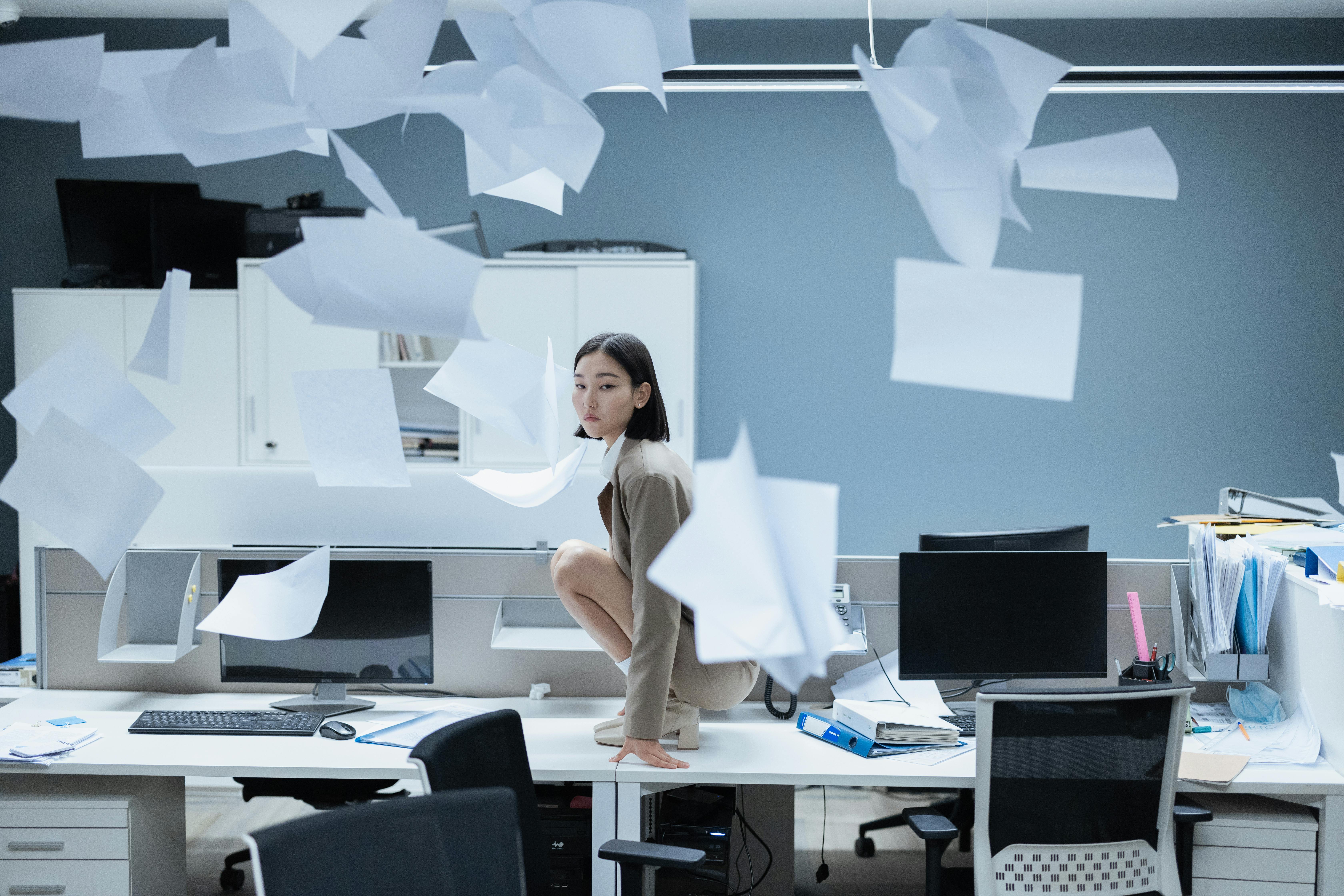 Top Ways to Overcome Impostor Syndrome in the Workplace